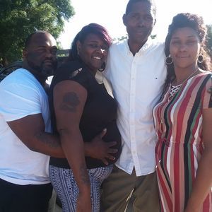 Meet your Posher, Gregory